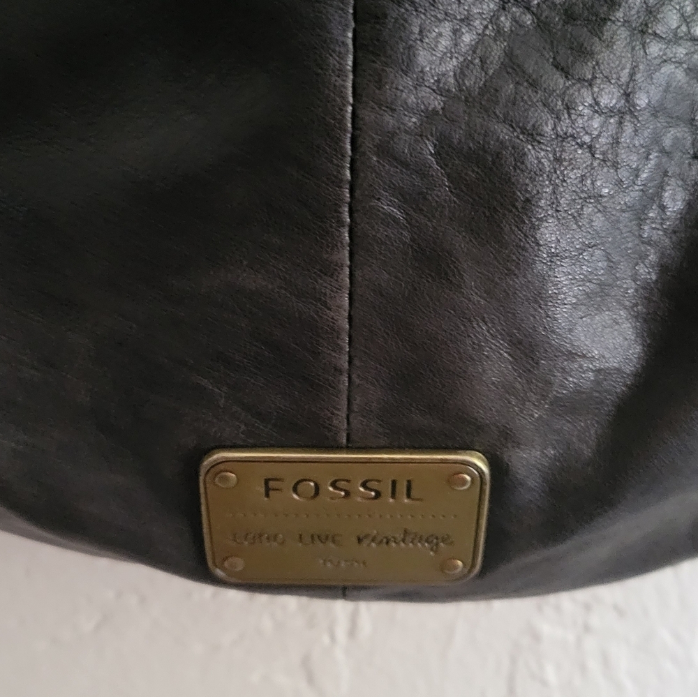 Fossil Convertible Crossbody - Picture 4 of 8